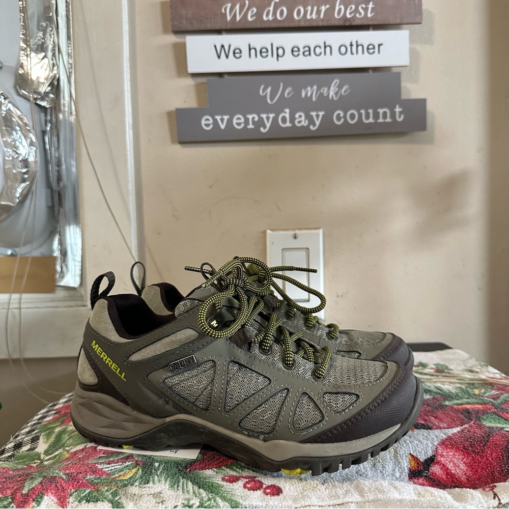 Merrell Siren Sport Q2 Dusty Olive Color Womens Hiking Shoes